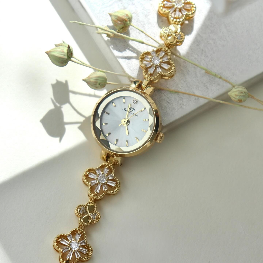 Aurellia Watch